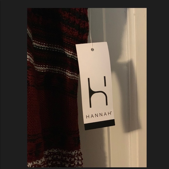 Sleeveless sweater long !! Great patten for fall - Picture 4 of 4